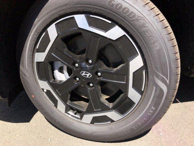New 2026 Gray,Ecotronic Hyundai SEL AWD image 10