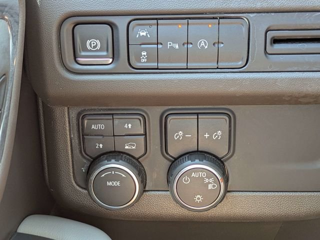 Used 2024 Black Chevrolet LT image 19