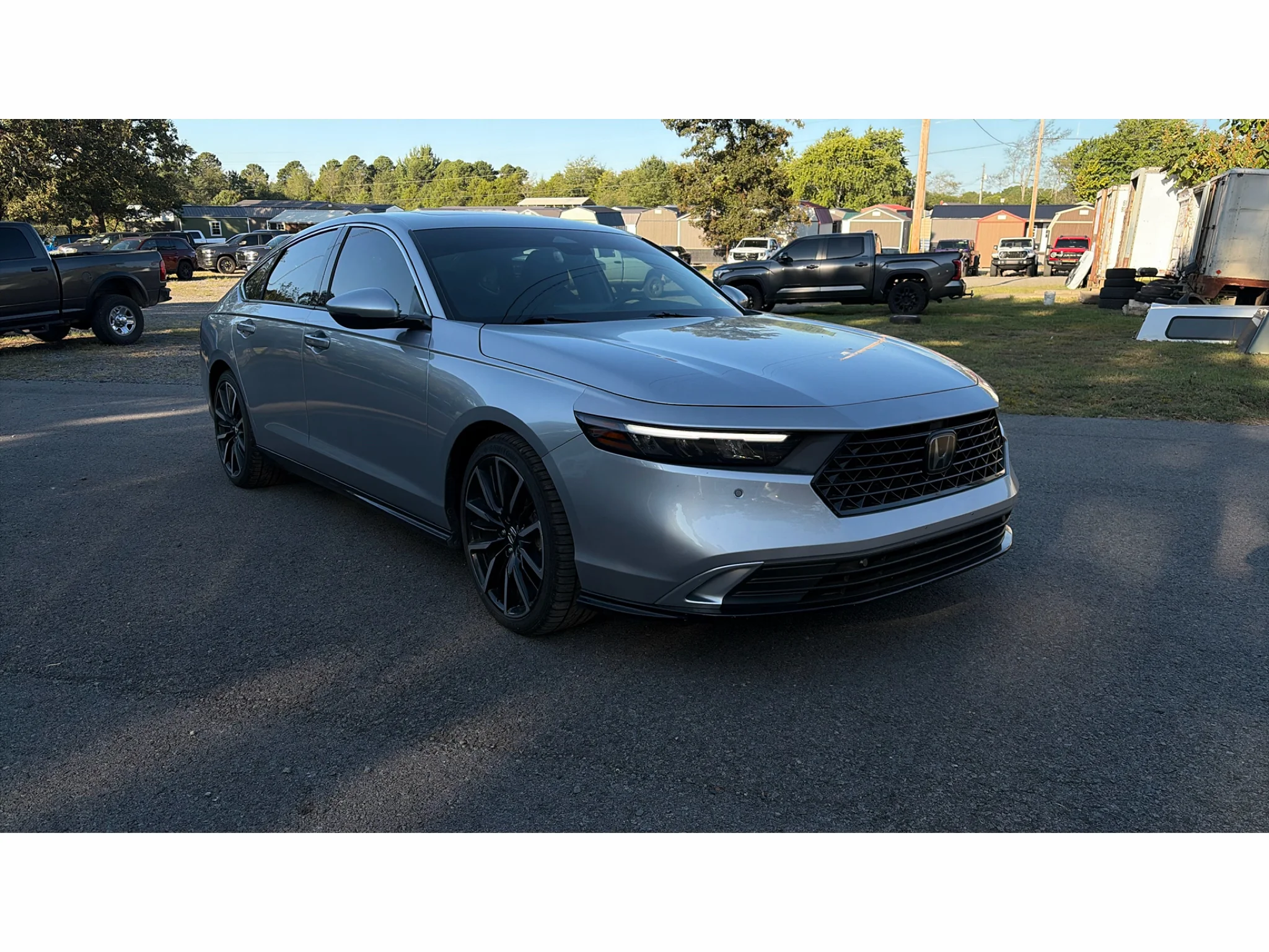 Used 2024 Solar Silver Metallic Honda Touring image 2
