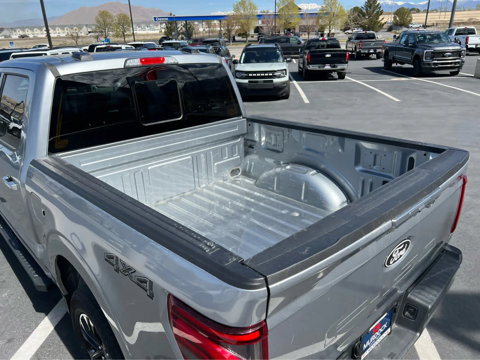 Used 2025 Iconic Silver Metallic Ford LARIAT image 27