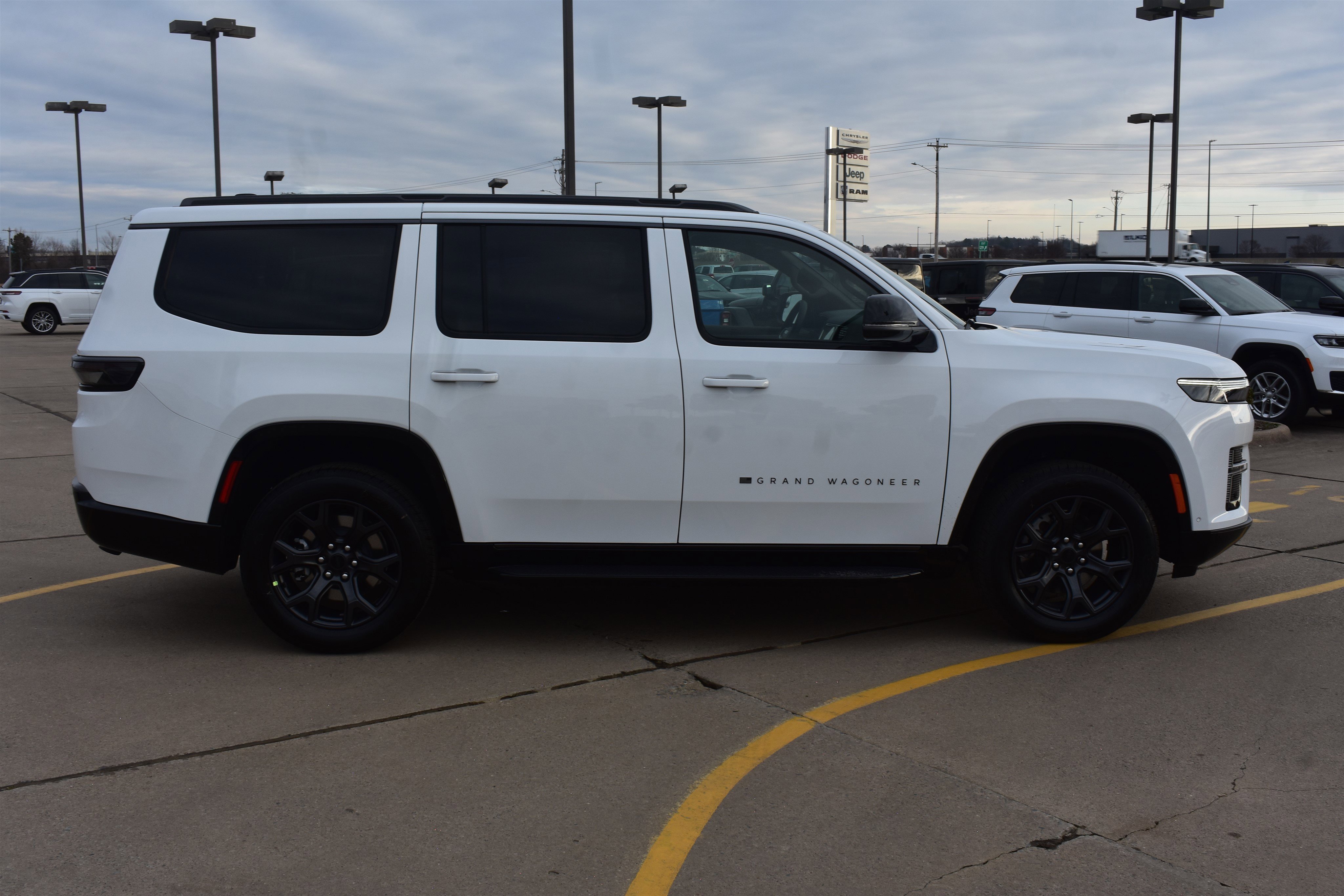 New 2026 Bright White Clearcoat Jeep Limited Altitude image 4