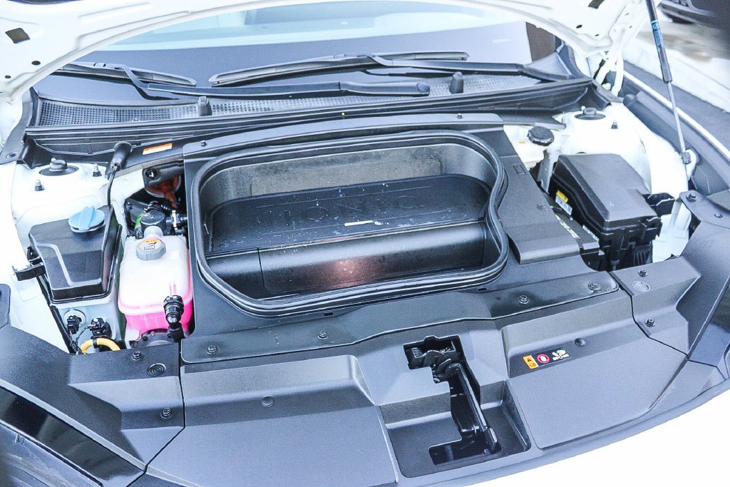 Certified Used 2023 White Hyundai SEL image 26