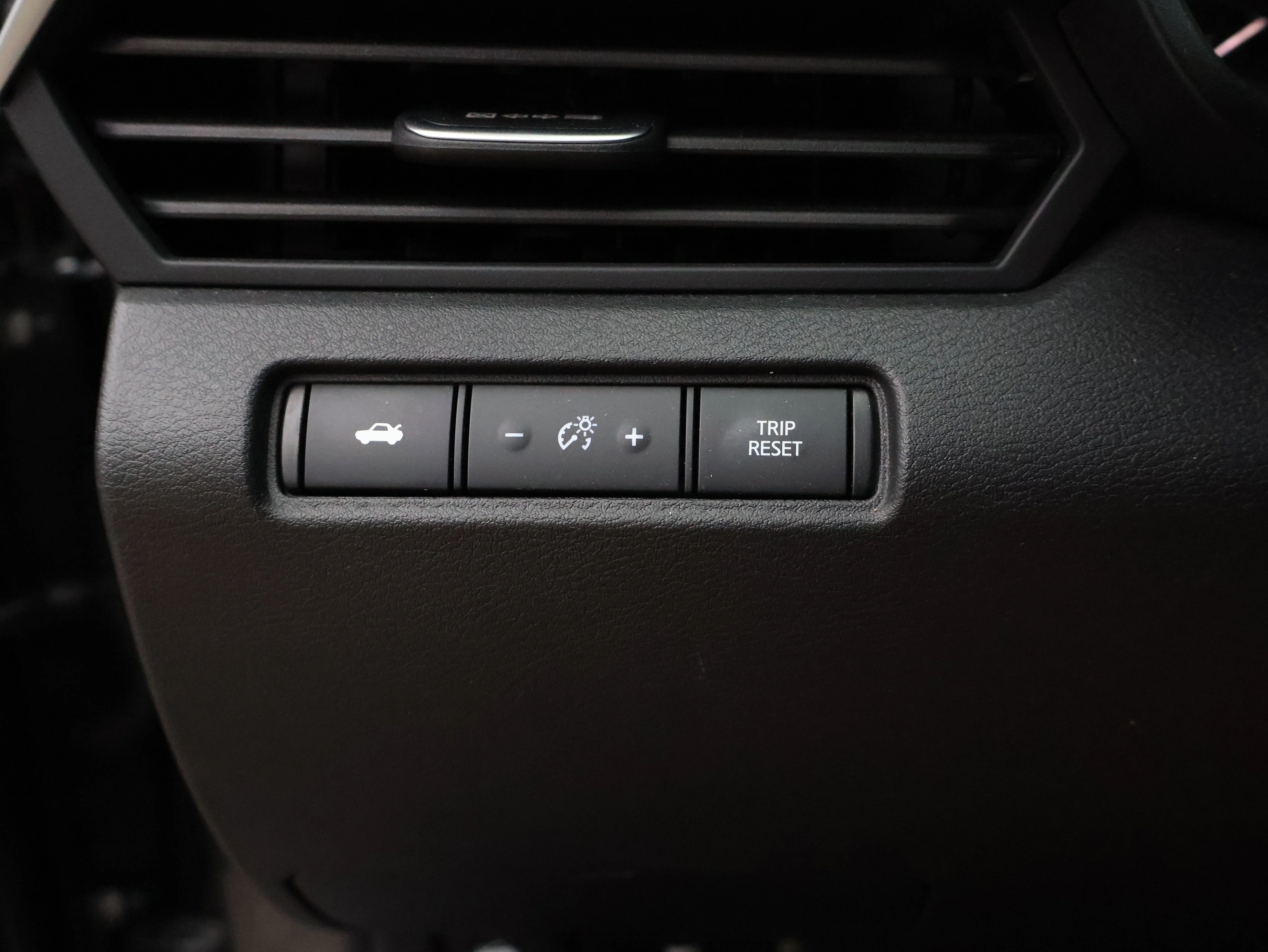 Used 2025 Gun Metallic Nissan SV image 39