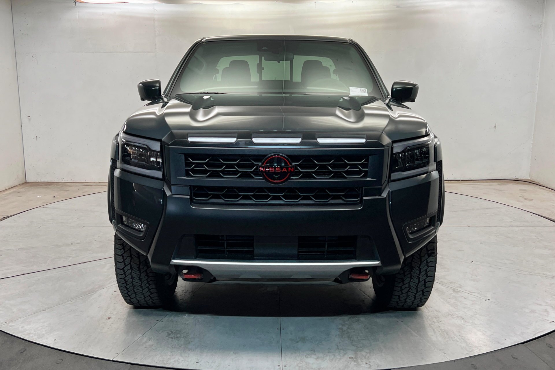 New 2027 Alpine Metallic Nissan Crew Cab PRO-4X® image 9