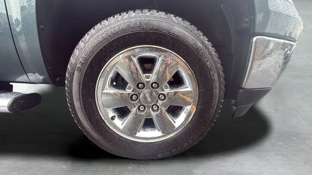Used 2012 STEALTH GRAY METALLIC GMC SLT image 12