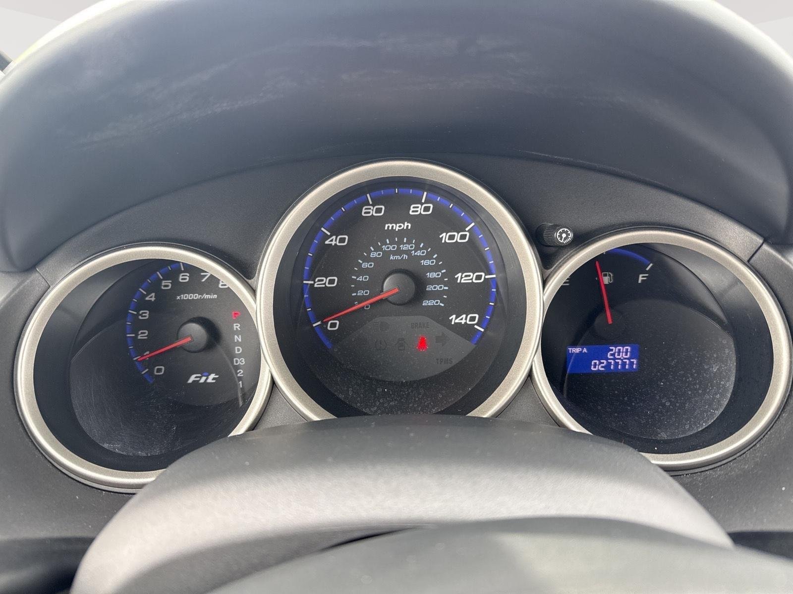 Used 2008 Honda Fit Base with VIN JHMGD38458S020030 for sale in Kansas City