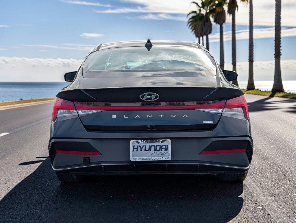 New 2026 Black Hyundai Blue image 6
