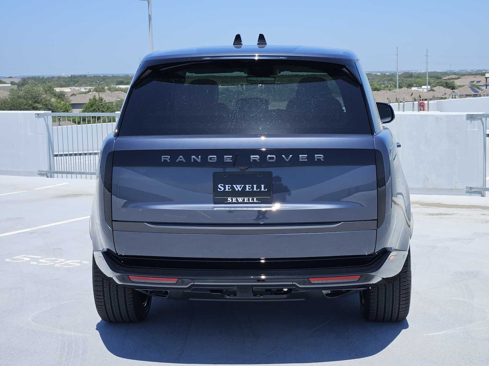 New 2026 Varesine Blue LAND ROVER SE image 6