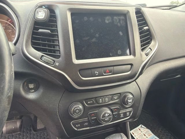 Used 2020 Black Jeep Trailhawk image 6