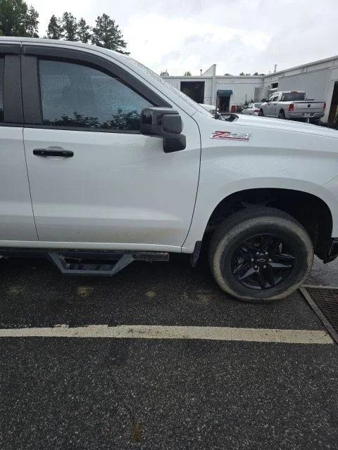 Used 2020 White Chevrolet LT Trail Boss image 4
