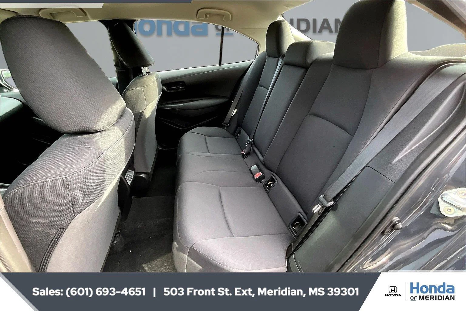 Used 2025 Underground Toyota LE image 19