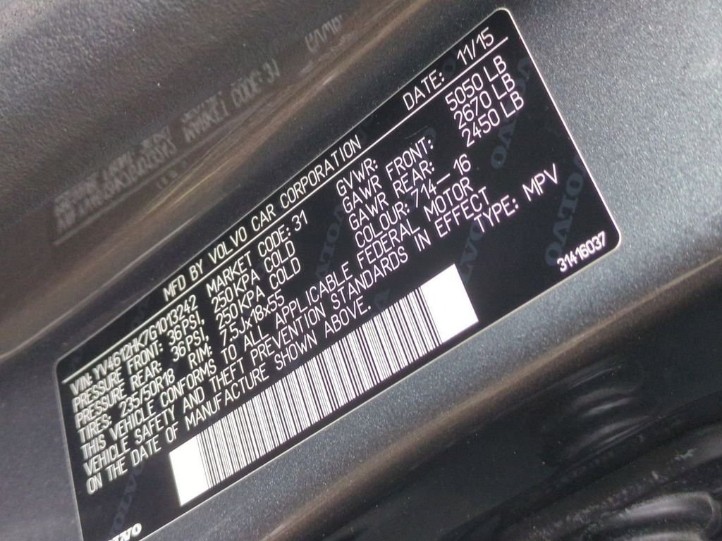 Used 2016 Gray Volvo T5 image 30