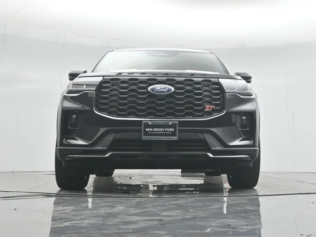 New 2026 Agate Black Metallic Ford ST image 29