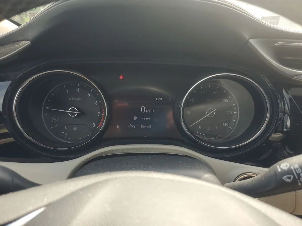 Used 2023 Gray Buick Preferred image 17