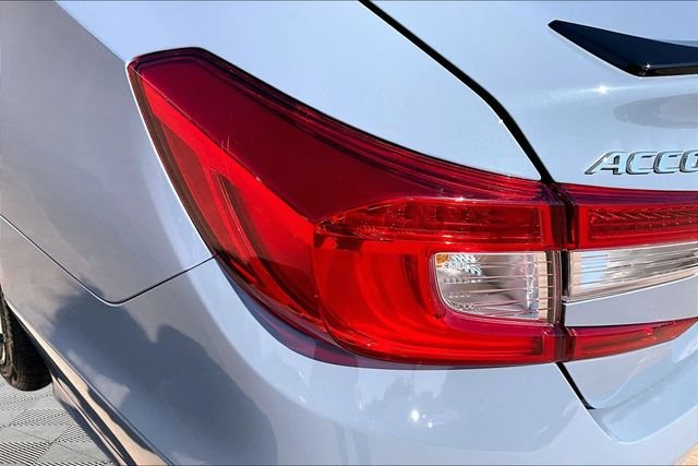 Used 2022  Honda Sport image 32