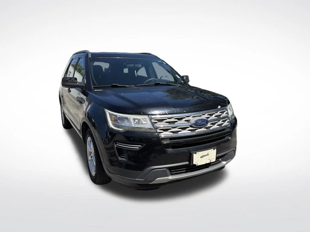 Used 2018 Ford Explorer XLT with VIN 1FM5K7DH2JGA40318 for sale in Fort Pierce, FL