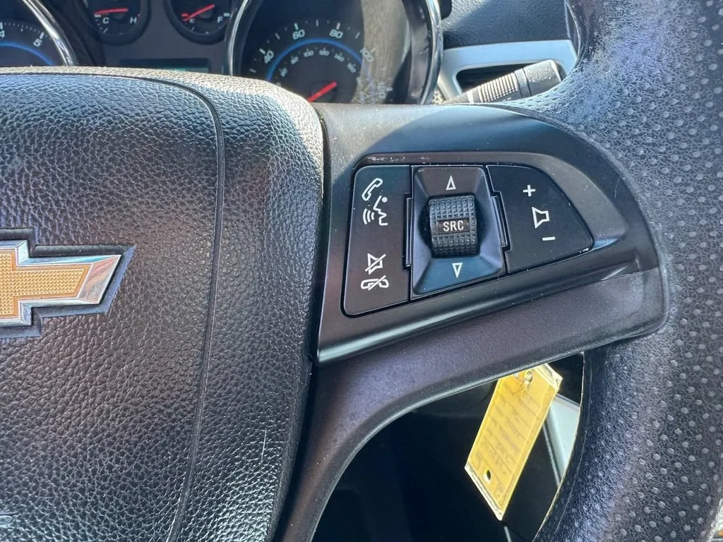 Used 2015 Tungsten Metallic Chevrolet LT image 28