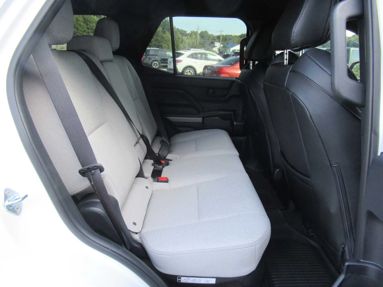 Used 2026 Ice Cap Toyota SR5 image 19