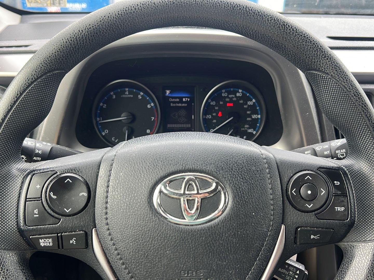 Used 2018 Magnetic Gray Metallic Toyota LE image 11