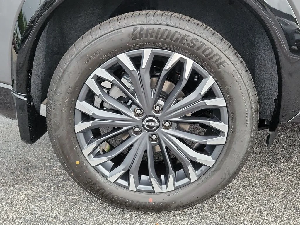 New 2026  Nissan Platinum image 8