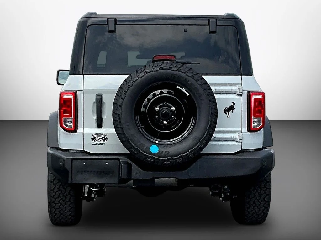 New 2026 Avalanche Gray Ford Big Bend® image 4