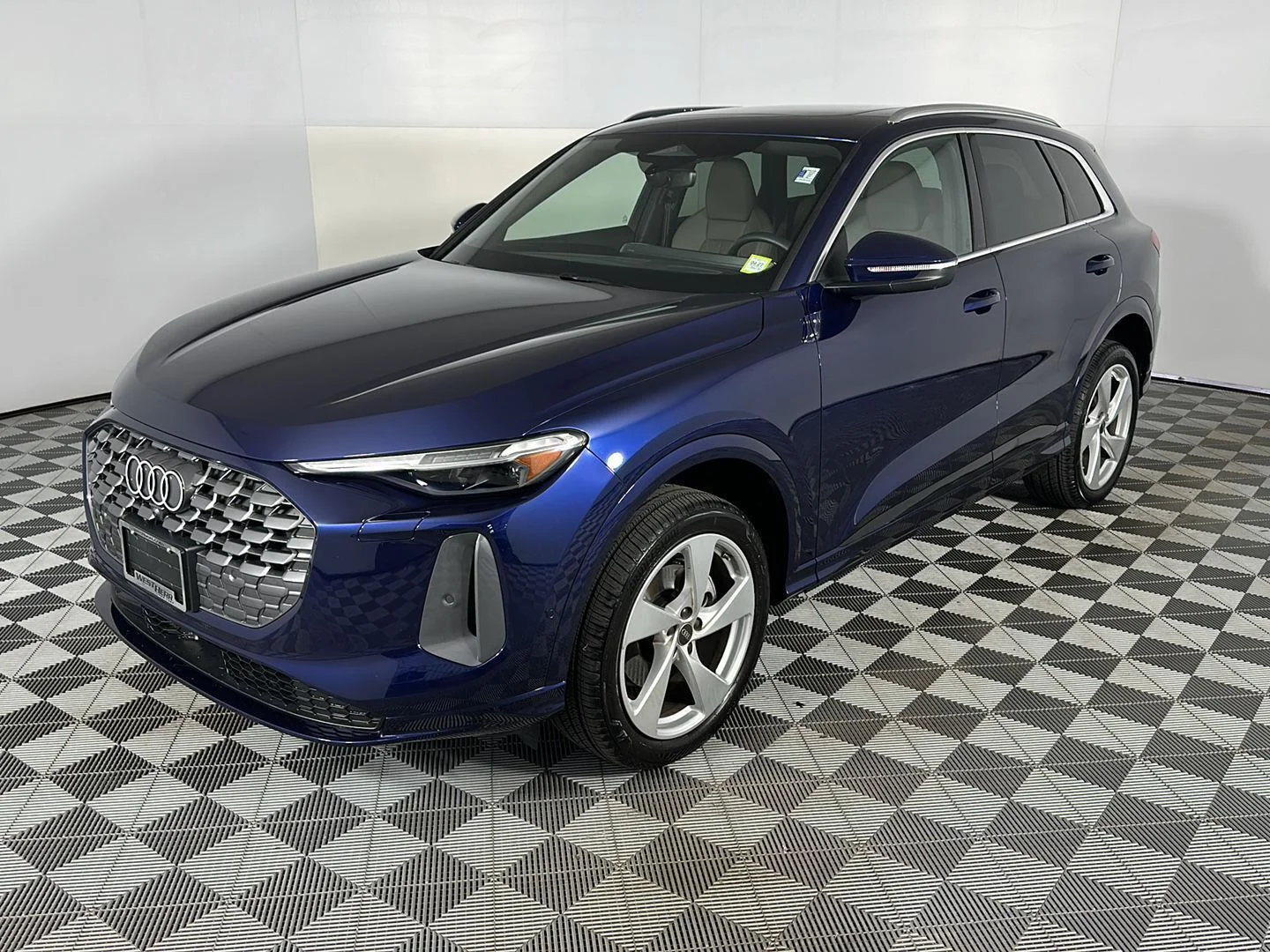Used 2025 Navarra Blue Metallic Audi Premium Plus image 14