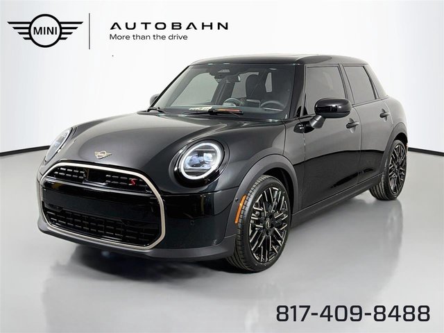 2026 MINI 4 Door Signature Plus