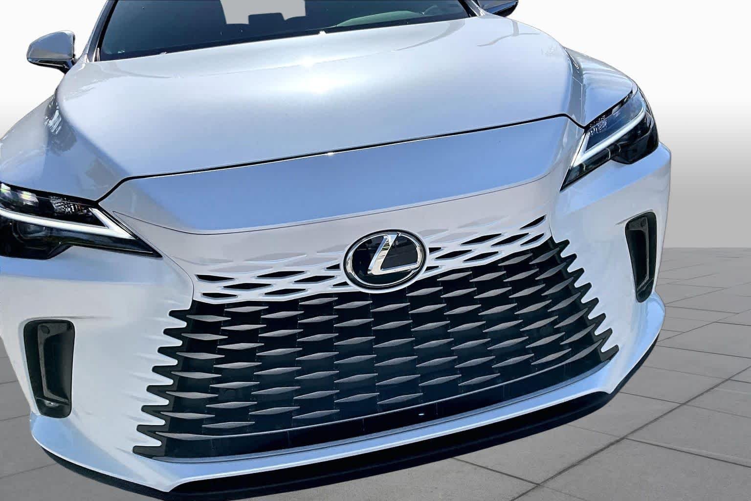 2026 Lexus RX 350 - Photo 30
