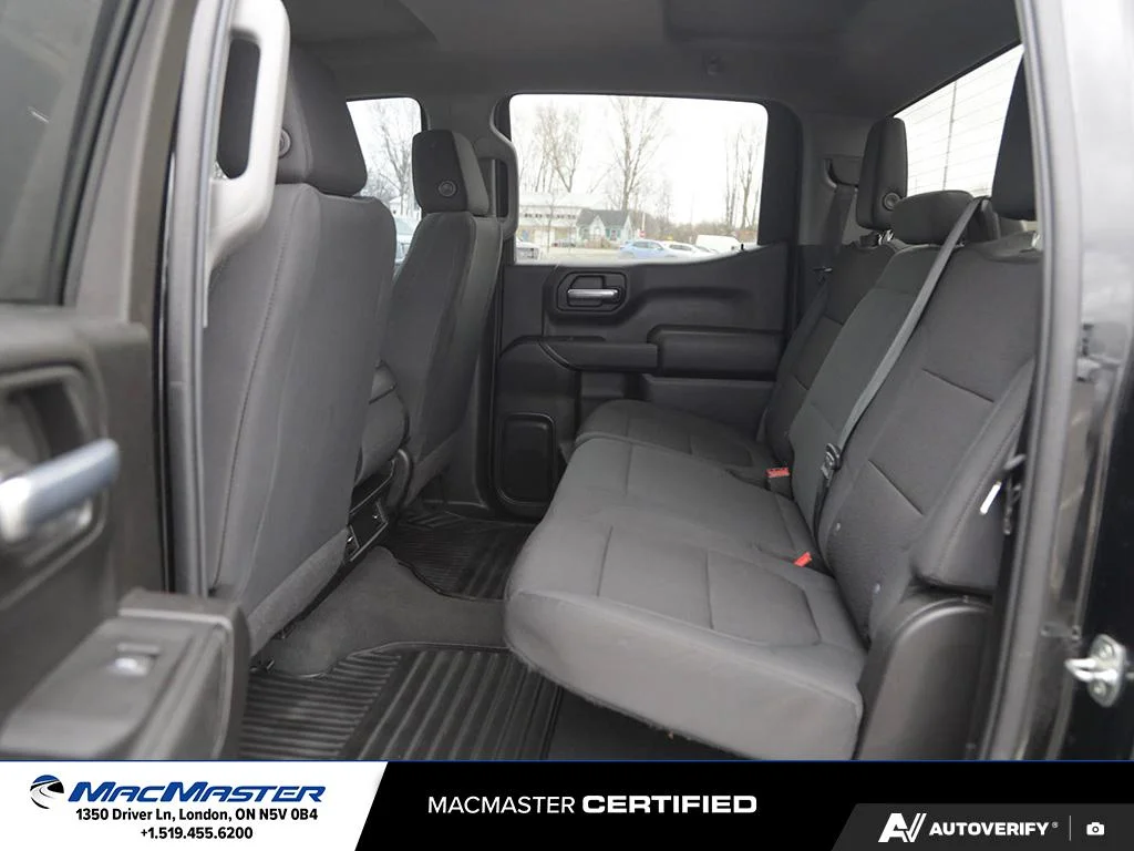 Used 2021  GMC  image 27