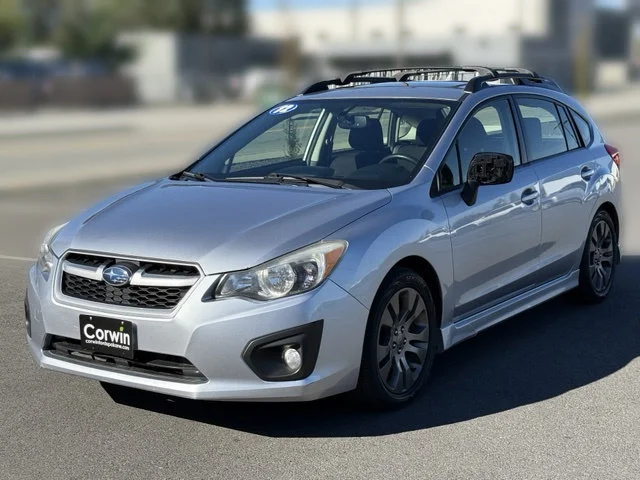 Used 2012  Subaru 2.0i Sport Premium image 5