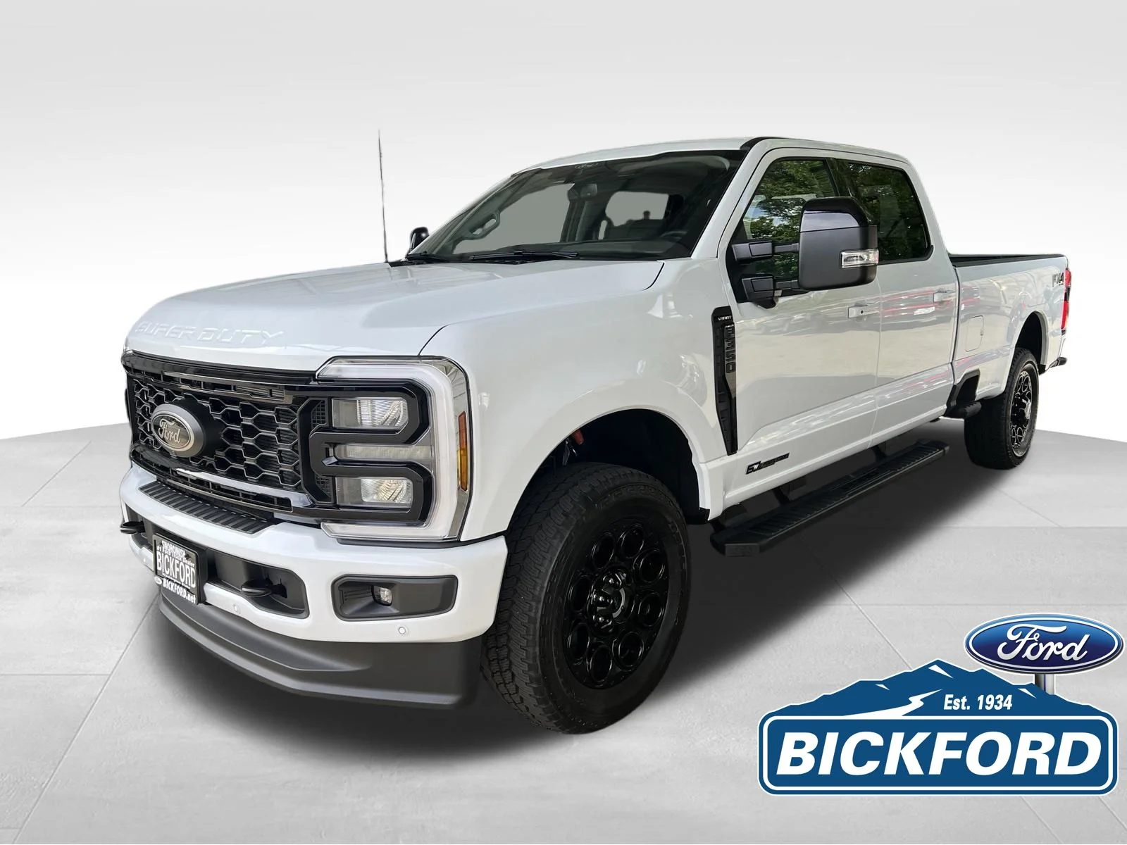 New 2026 White Ford Lariat image 1