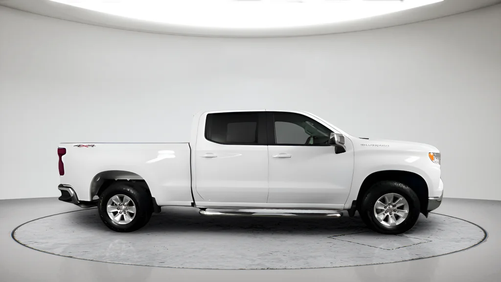 Used 2024 White Chevrolet LT image 2