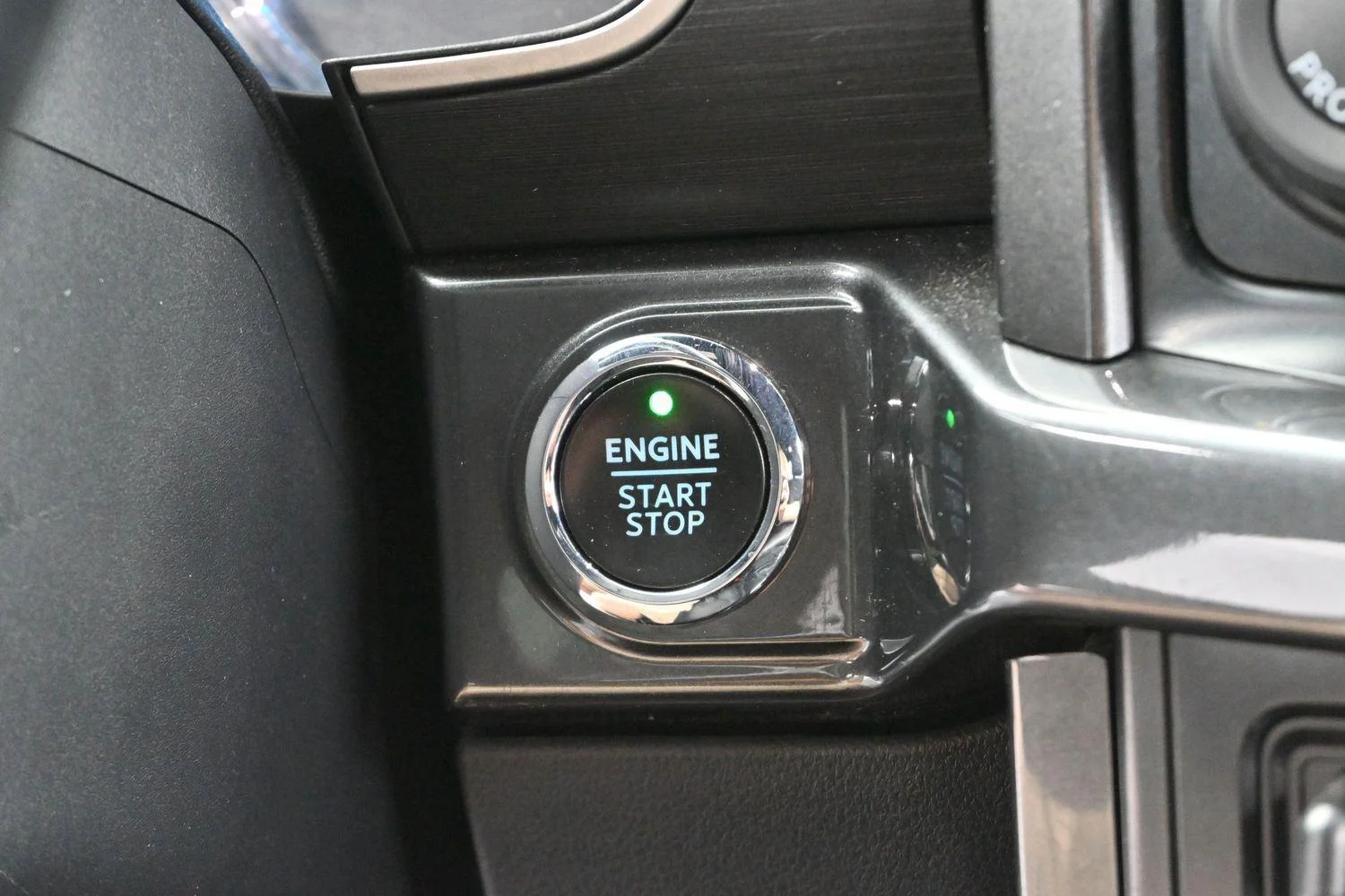 Used 2022 Oxford White Ford XL image 27
