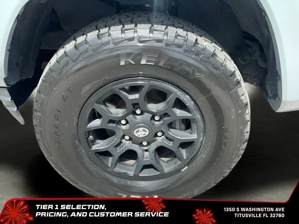 Used 2019  Toyota SR5 image 38