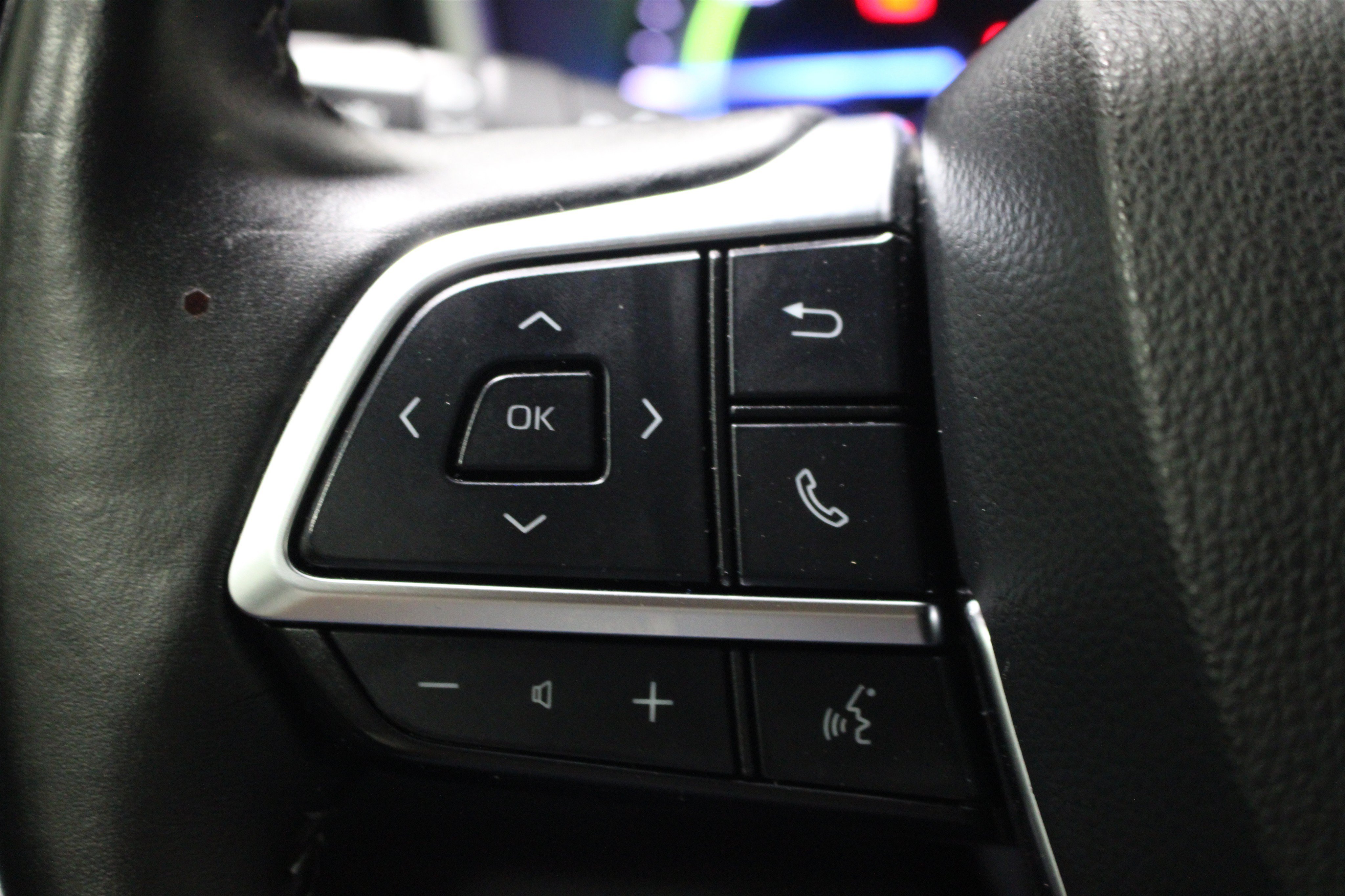 2020 Toyota Highlander XLE - Photo 10