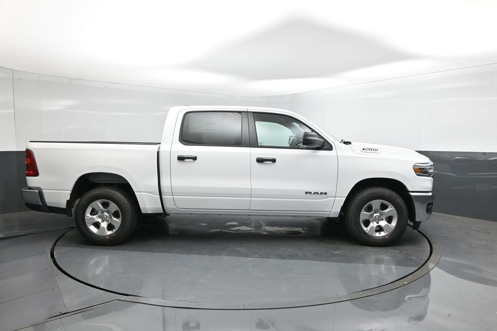 New 2026 Bright White Clear-Coat Exterior Paint RAM Tradesman image 15