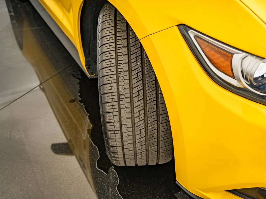 Used 2015 Yellow Ford GT Premium image 44