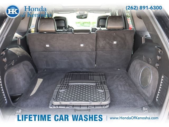 Used 2020 Diamond Black Jeep Overland image 24