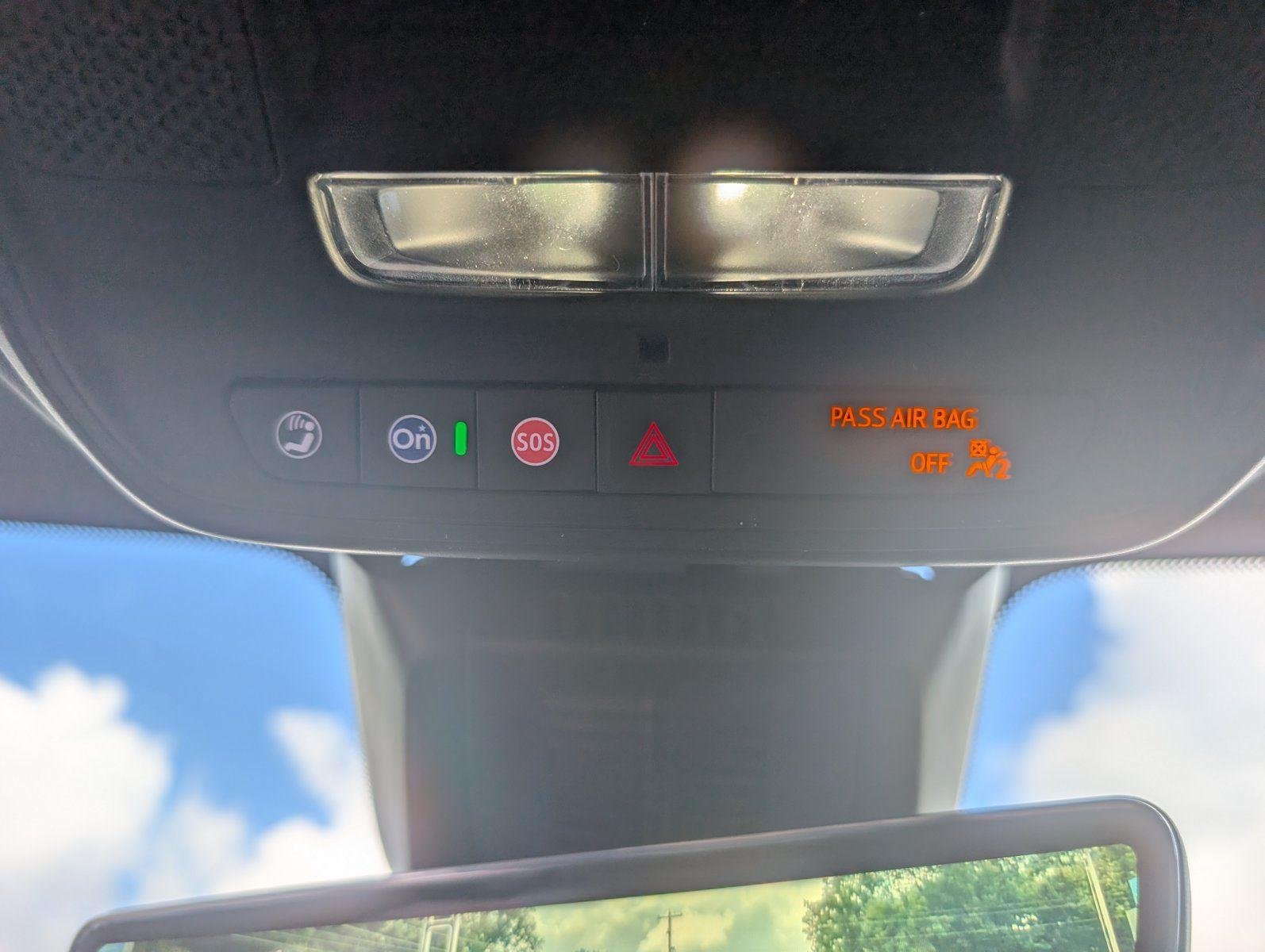 New 2026 Summit White Chevrolet LT image 19