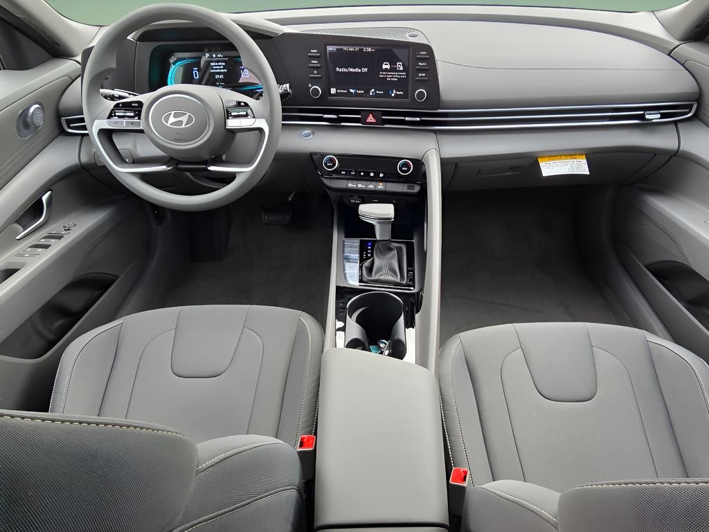 Used 2026 Serenity White Hyundai Blue image 26