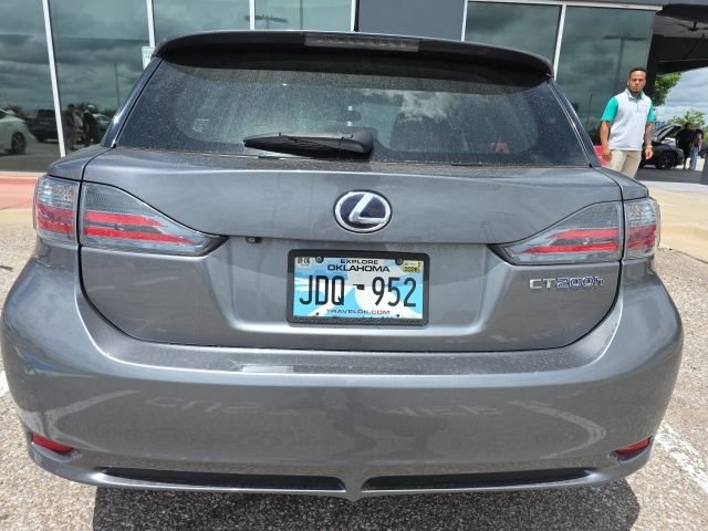 Used 2012 Gray Lexus 200h image 4