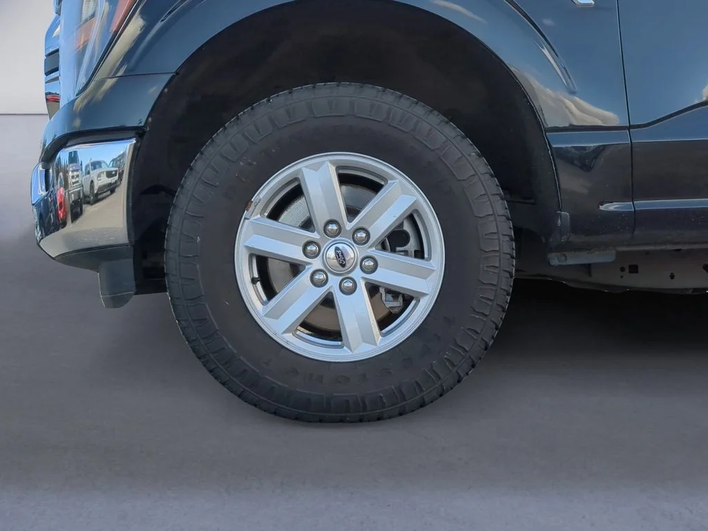 Used 2023 Black Ford  image 10