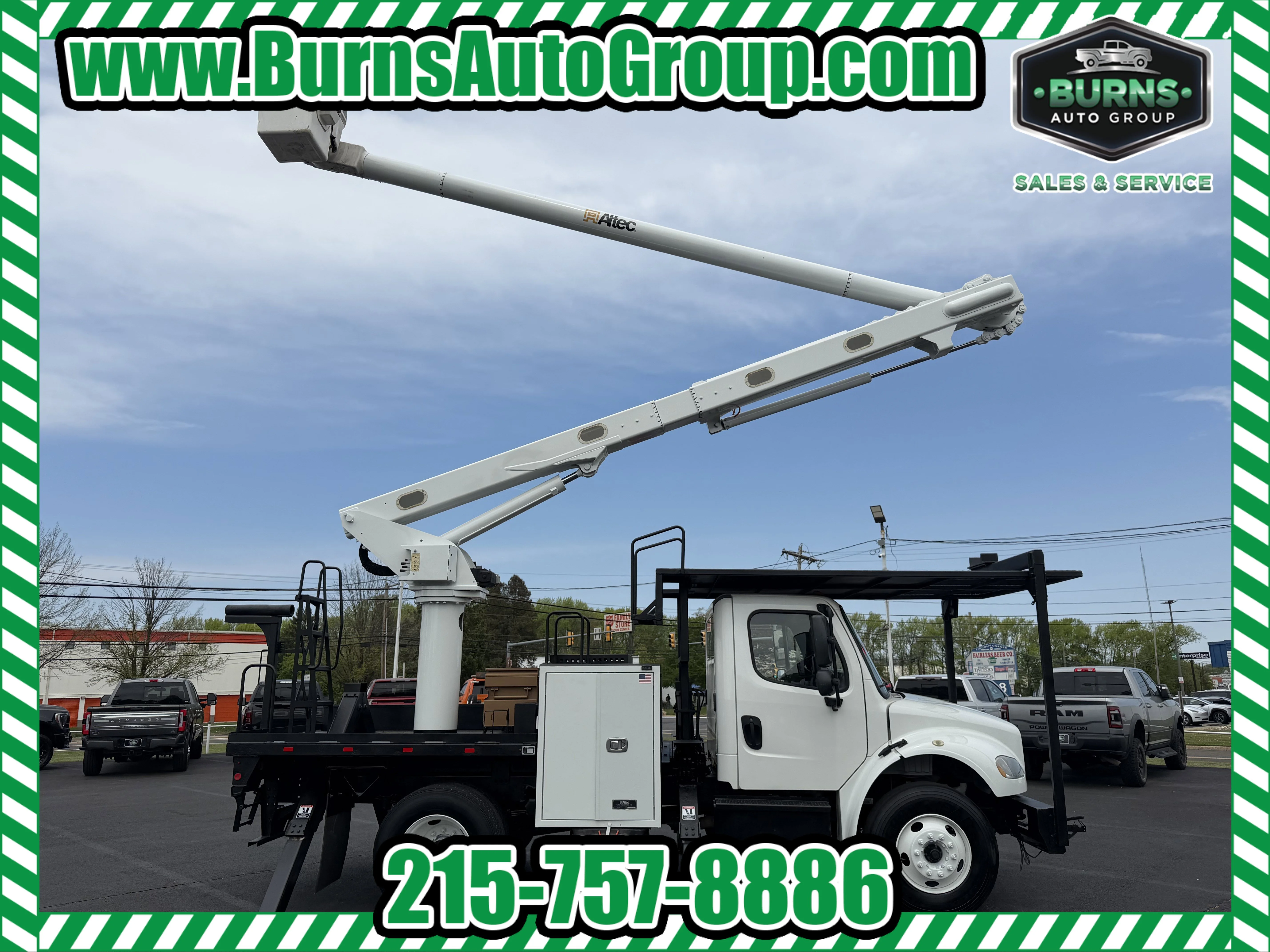 Used 2019 White FREIGHTLINER Under CDL image 1