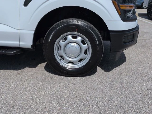 New 2026 Oxford White Ford XL image 11