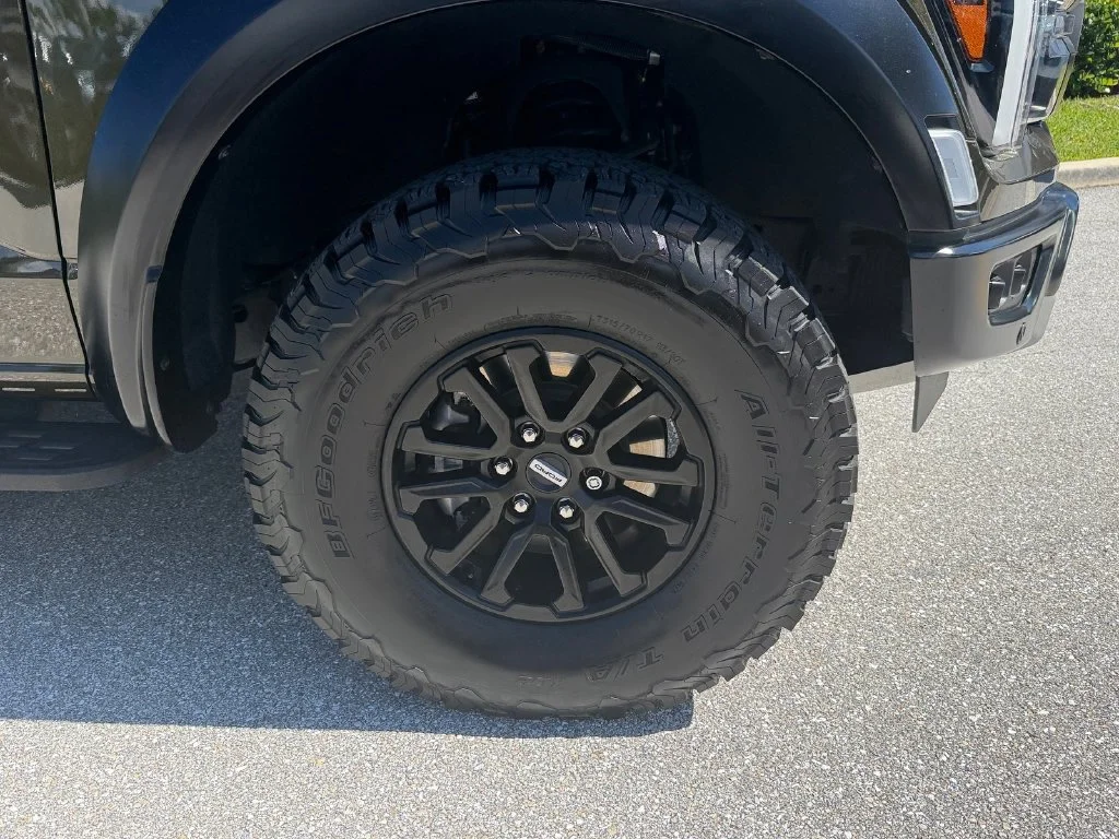 Used 2024 Green Ford Raptor image 9