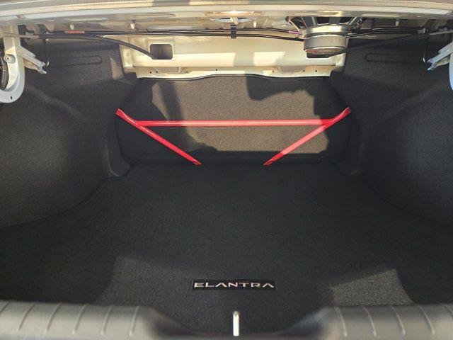 2026 Hyundai Elantra N - Photo 23