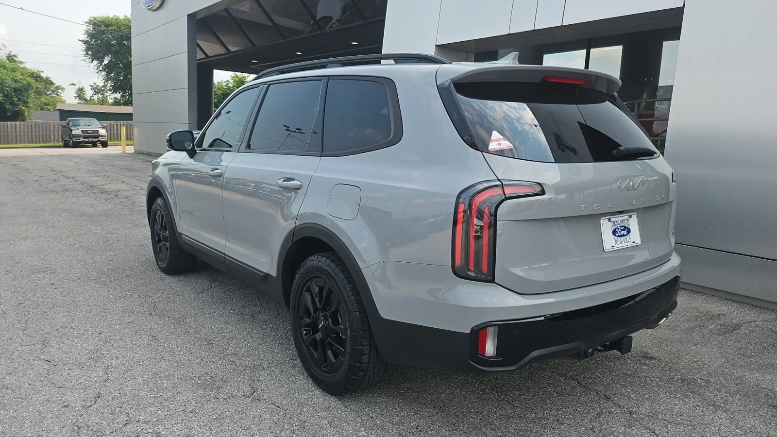 Used 2024 Gray Kia SX X-Pro AWD image 3
