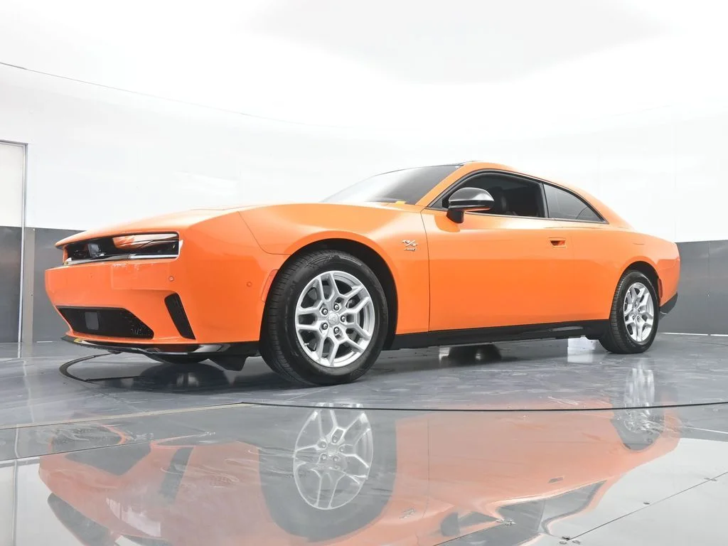 Used 2025 Header Orange Clearcoat Dodge R/T image 57