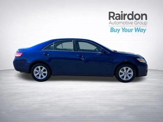 Used 2011 Blue Ribbon Metallic Toyota LE image 8
