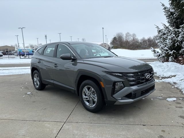 New 2026 Hampton Gray Hyundai SE image 32